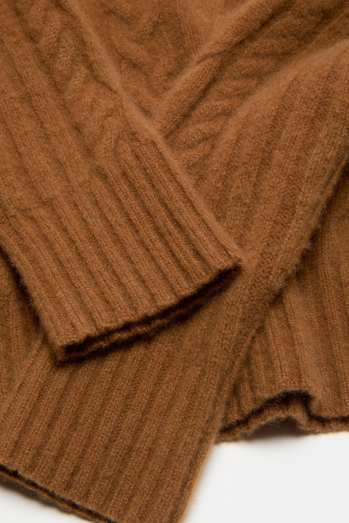 Cashmere Cable-Knit Sweater - Mid brown