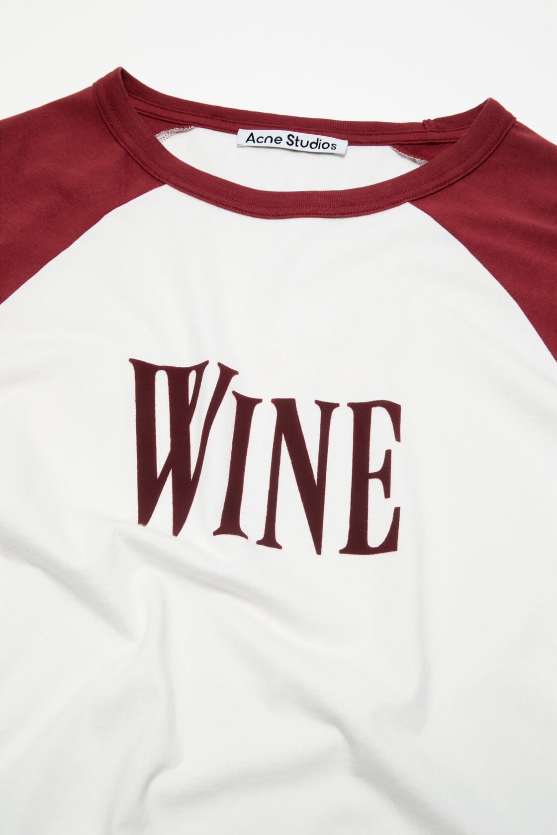 Wine graphic t-shirt - Burgundy/white