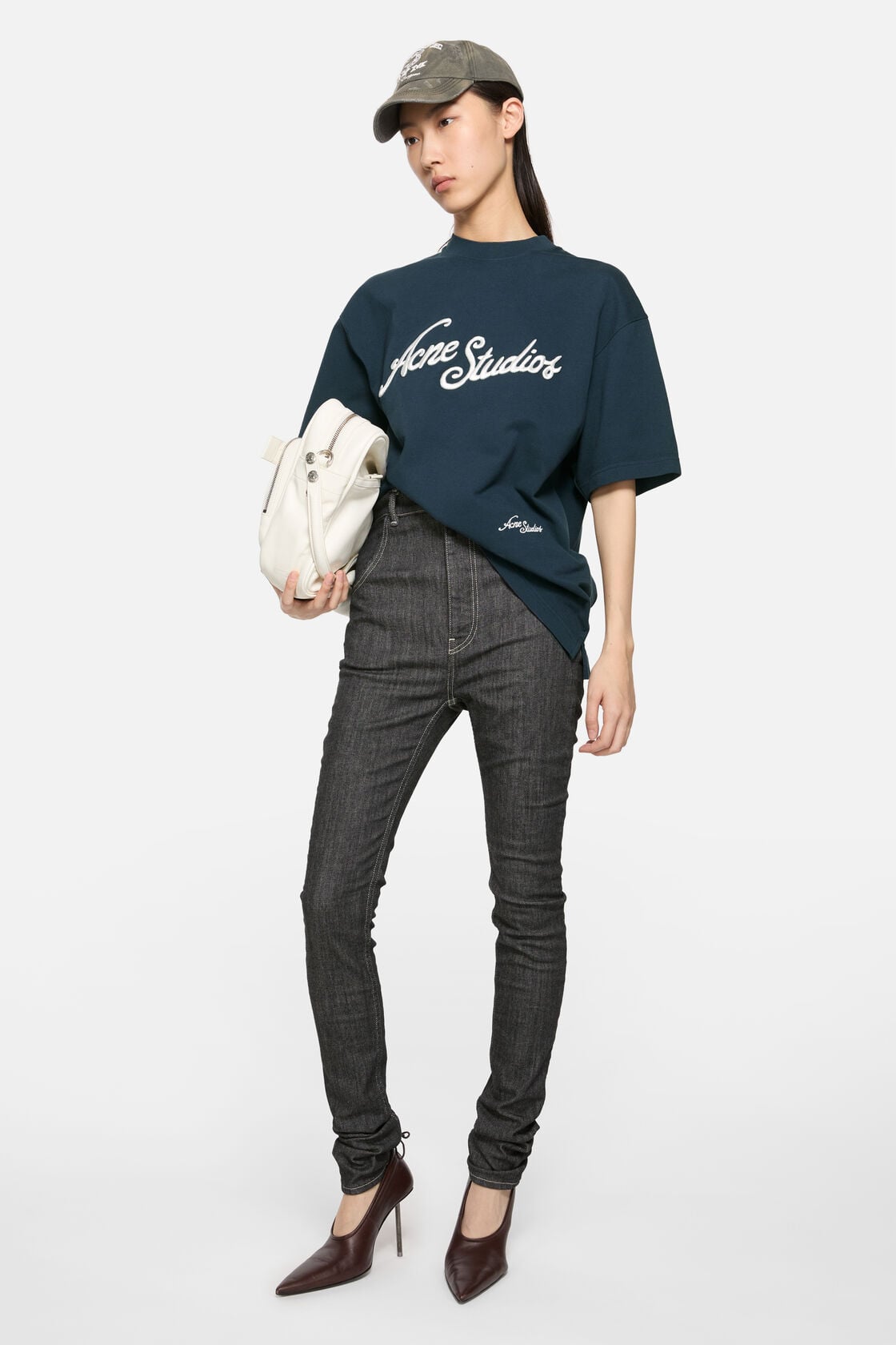 Embroidered logo t-shirt - Deep blue