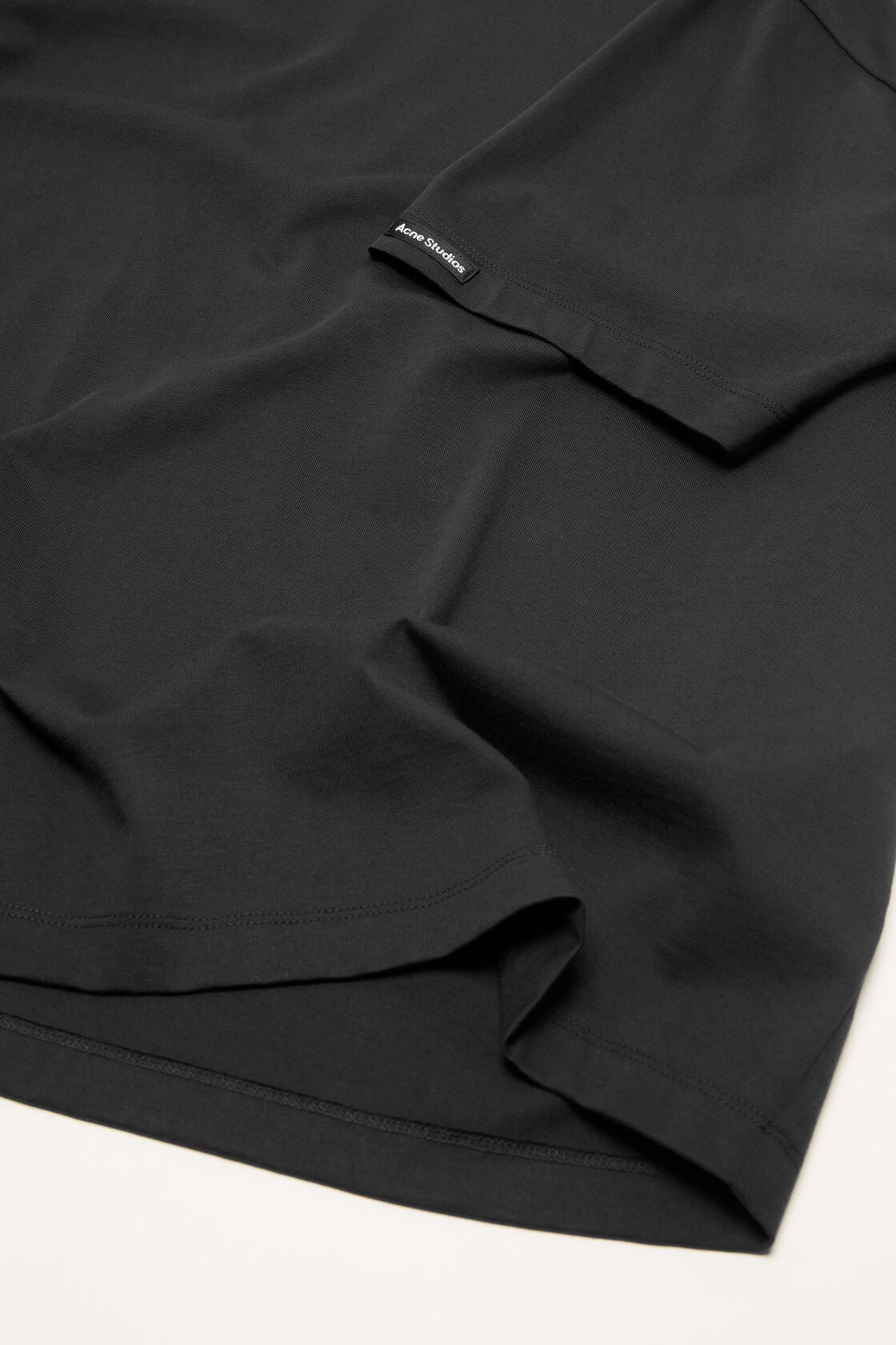 Satin logo t-shirt - relaxed - Black
