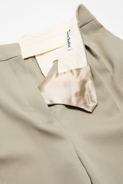 Tailored Wool Shorts - Beige