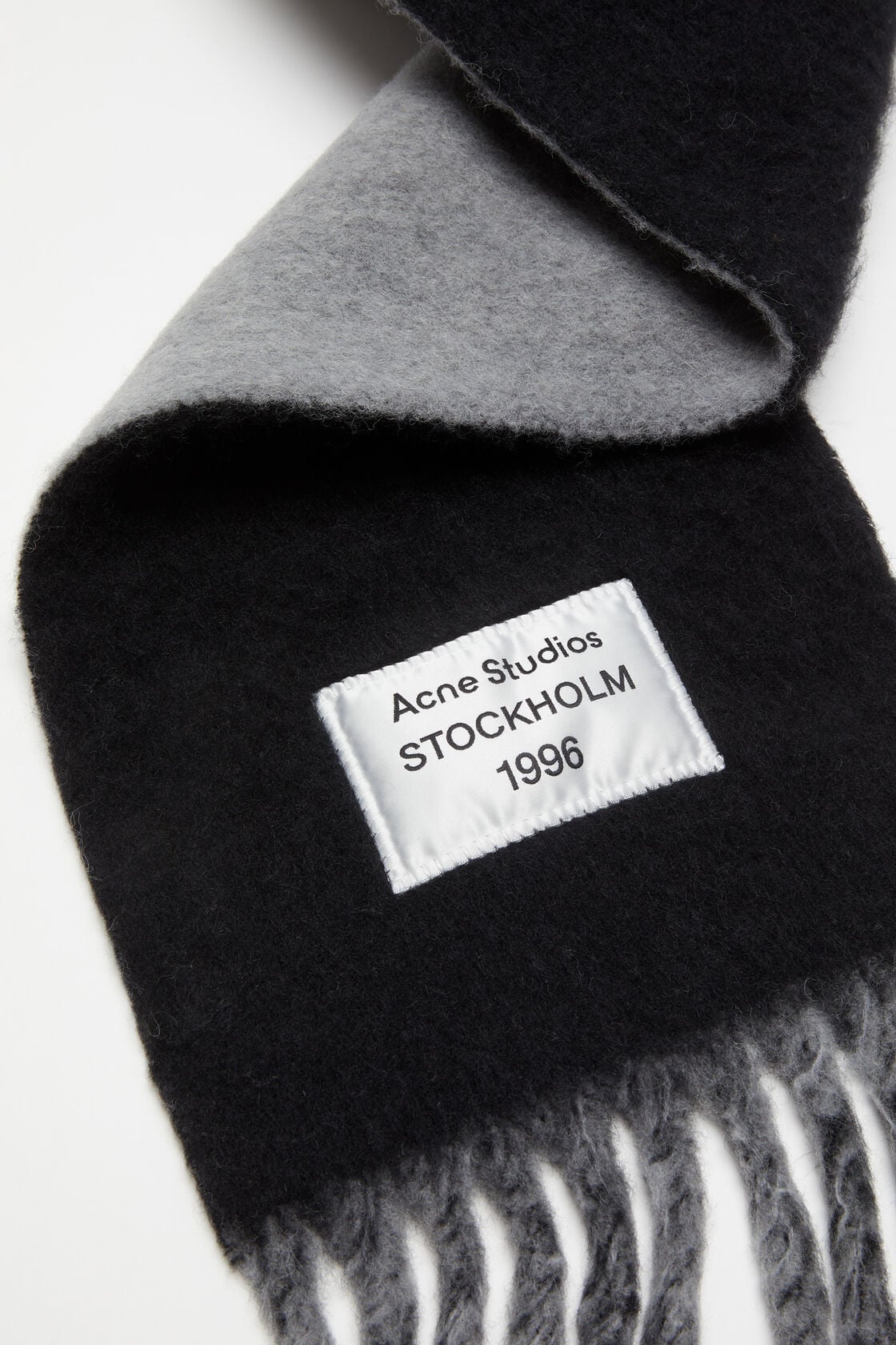 Bicolour Alpaca Scarf - Black/grey