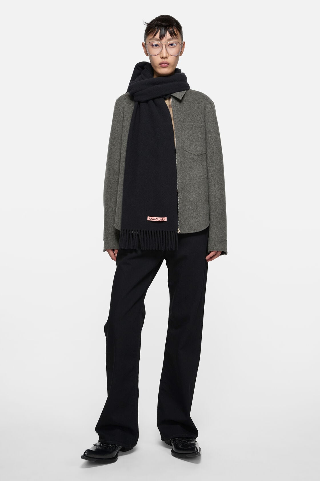Fringe wool scarf – Narrow - Black