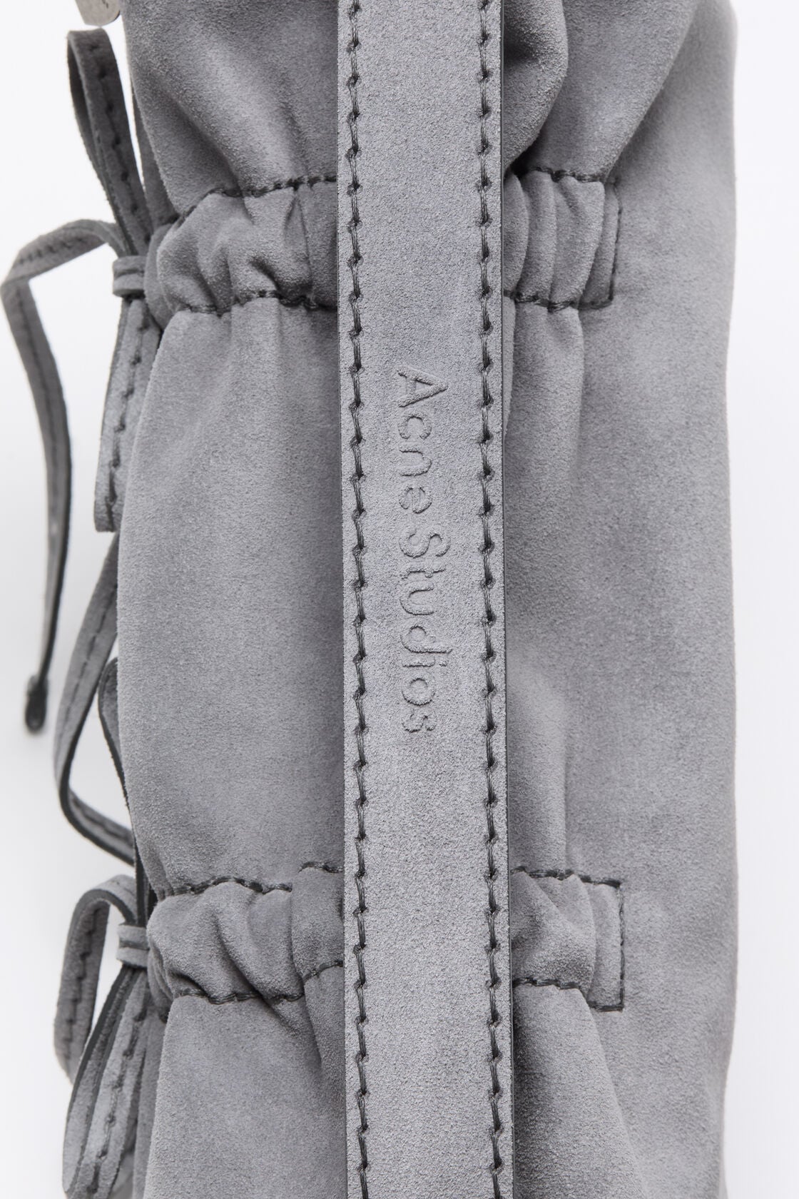 Multipocket suede shoulder bag - Cold grey