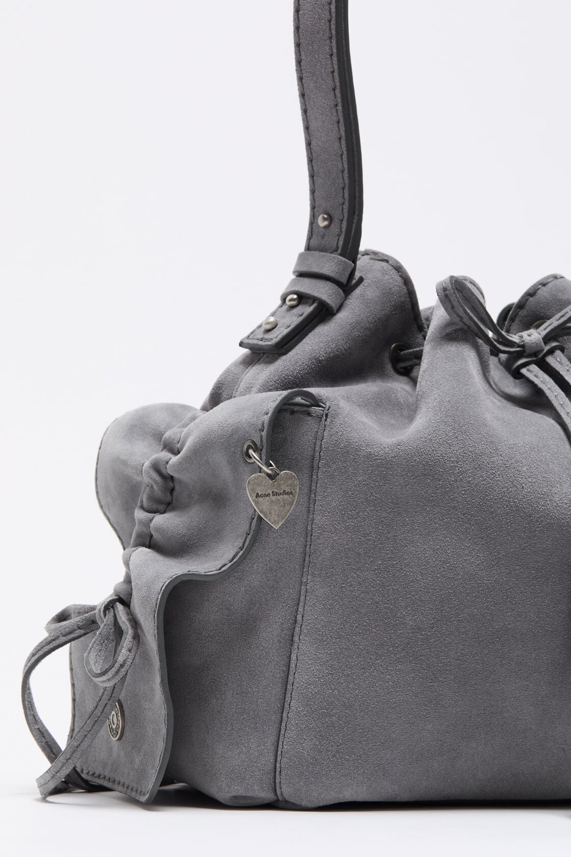 Multipocket Suede Bucket Bag - Cold grey
