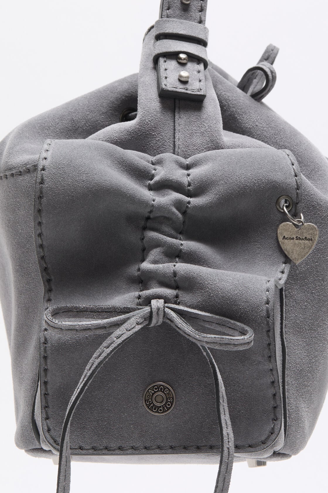 Multipocket Suede Bucket Bag - Cold grey