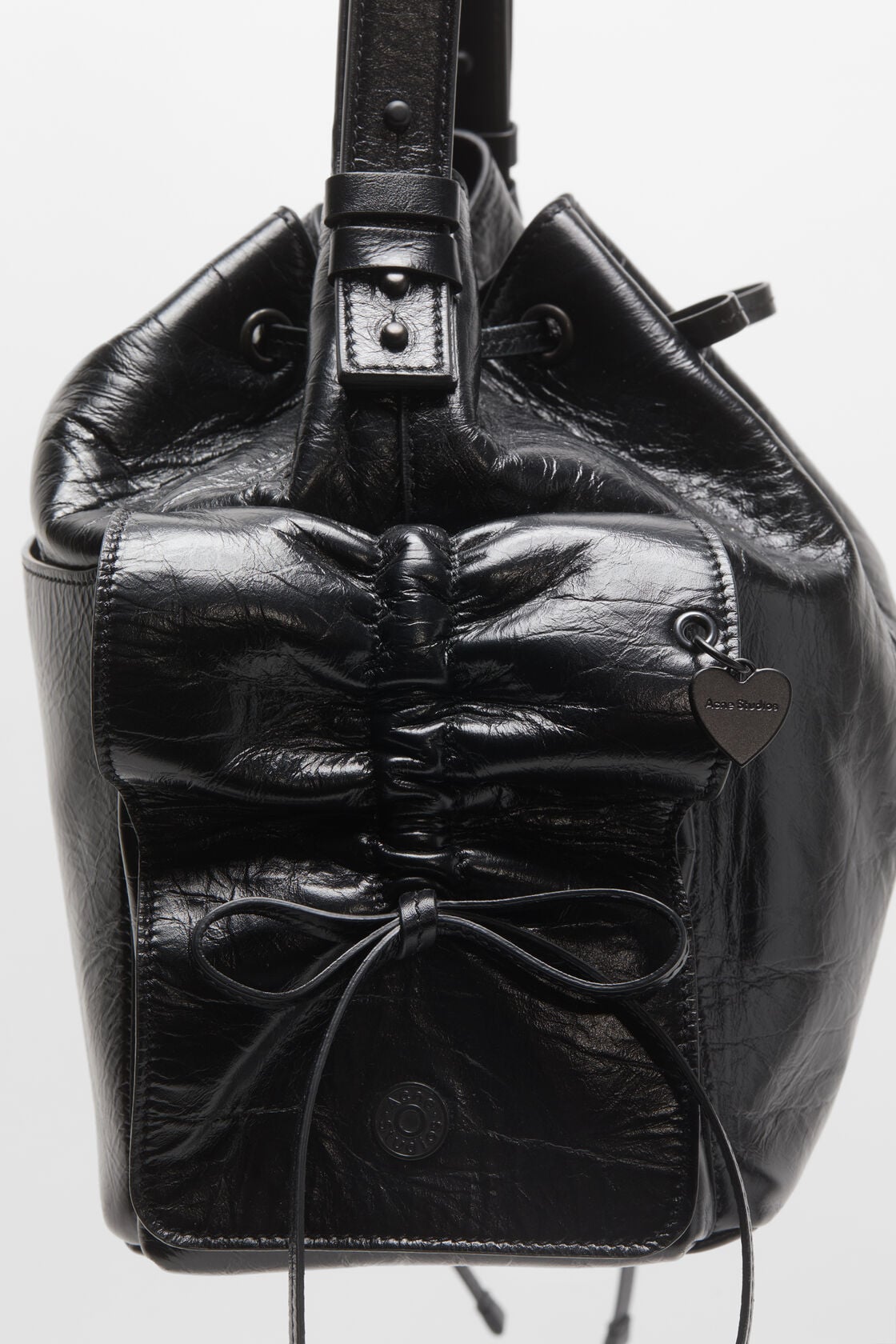 Multipocket bucket bag - Black