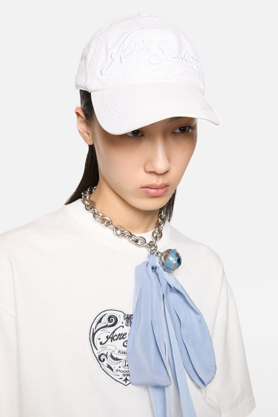 Embroidered logo cap - White