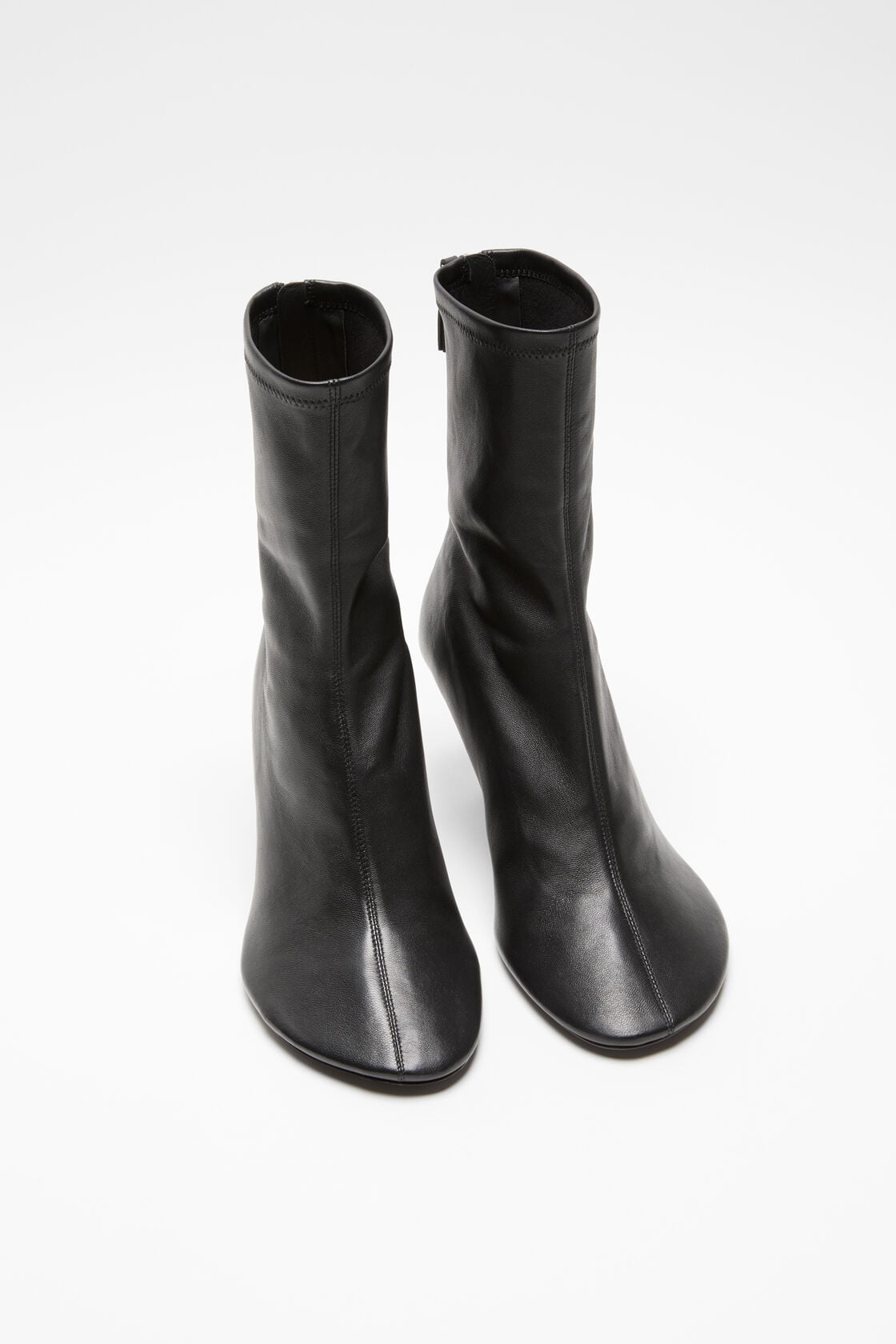 Leather ankle boot - Black