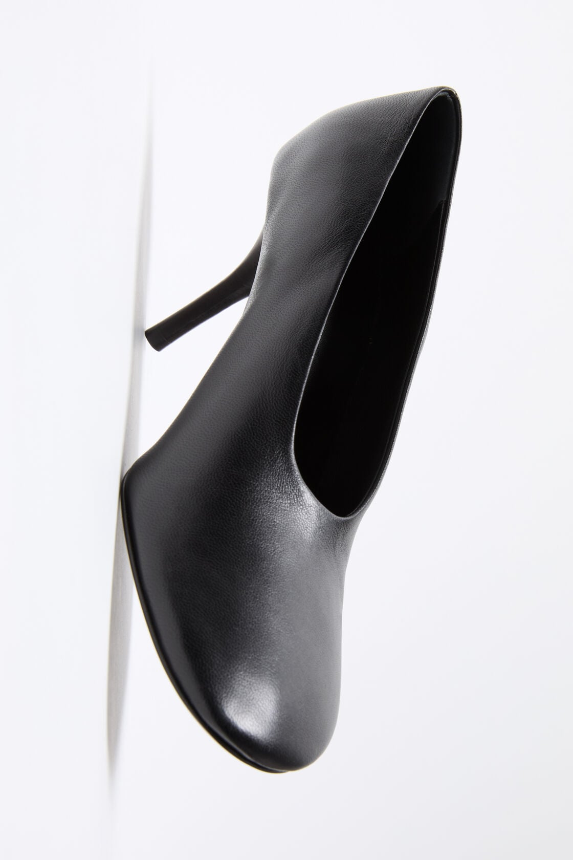 Leather pump - Black
