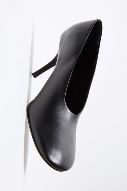 Leather pump - Black