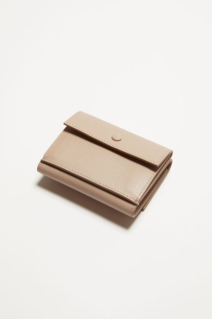 Trifold leather wallet - Taupe beige