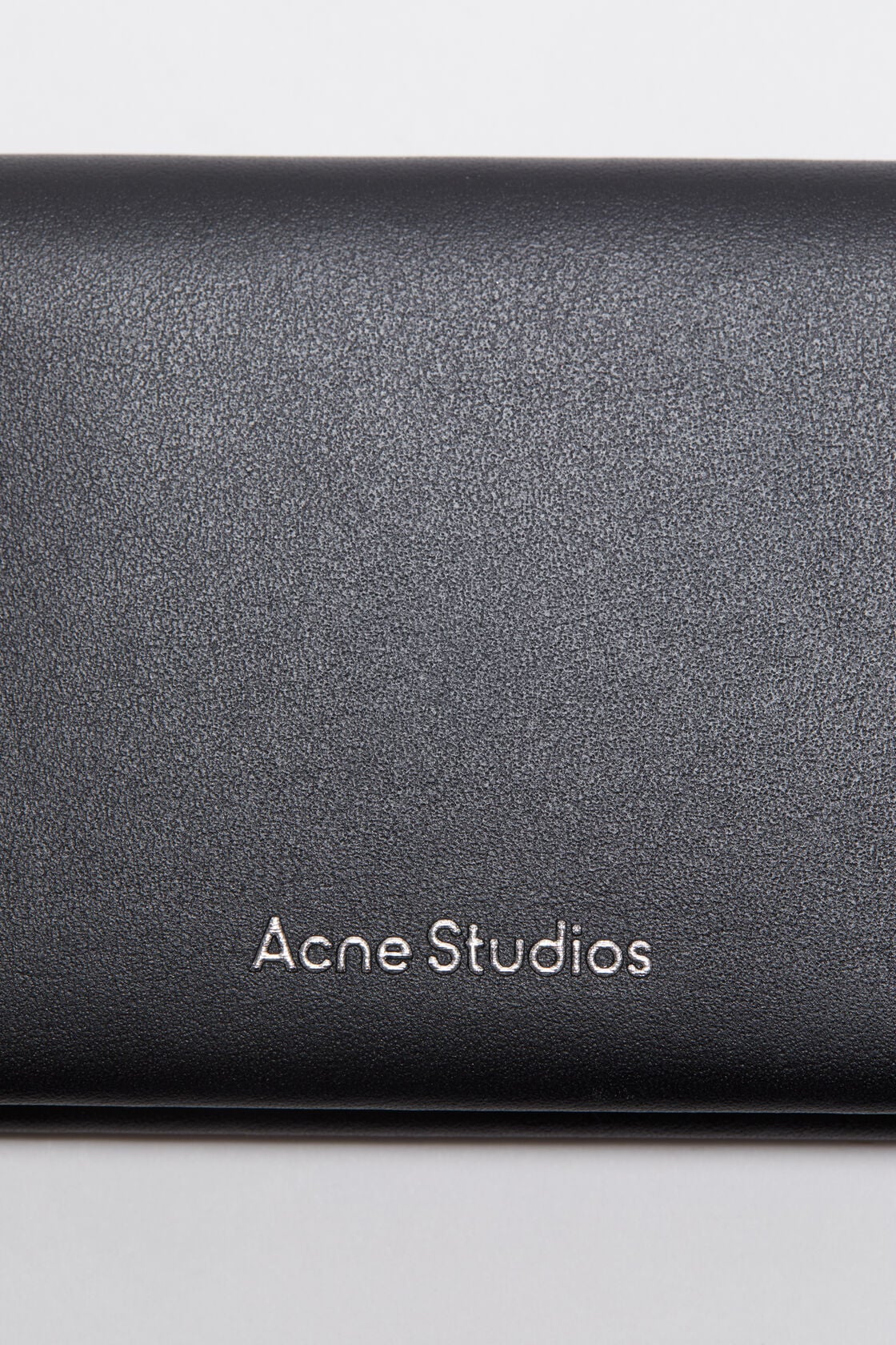 Folded leather wallet - Black