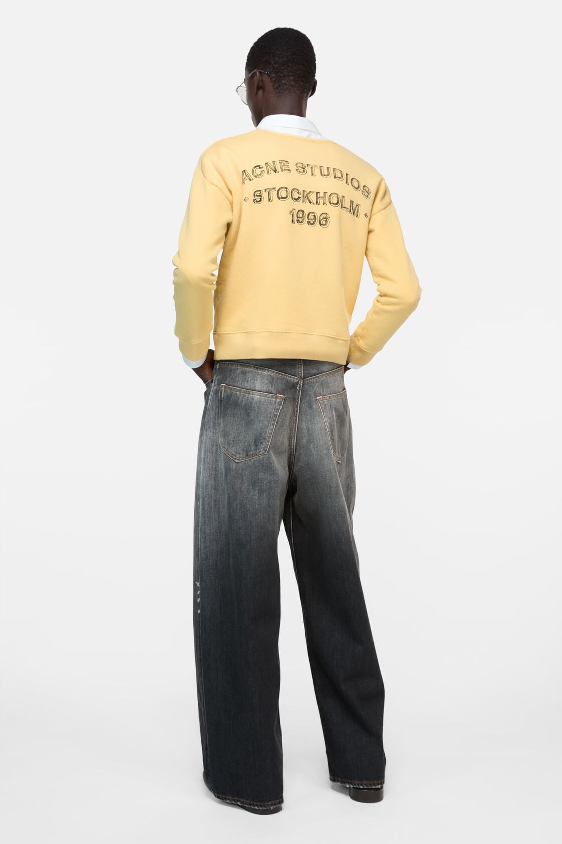 Sprayed logo sweatshirt - Light yellow