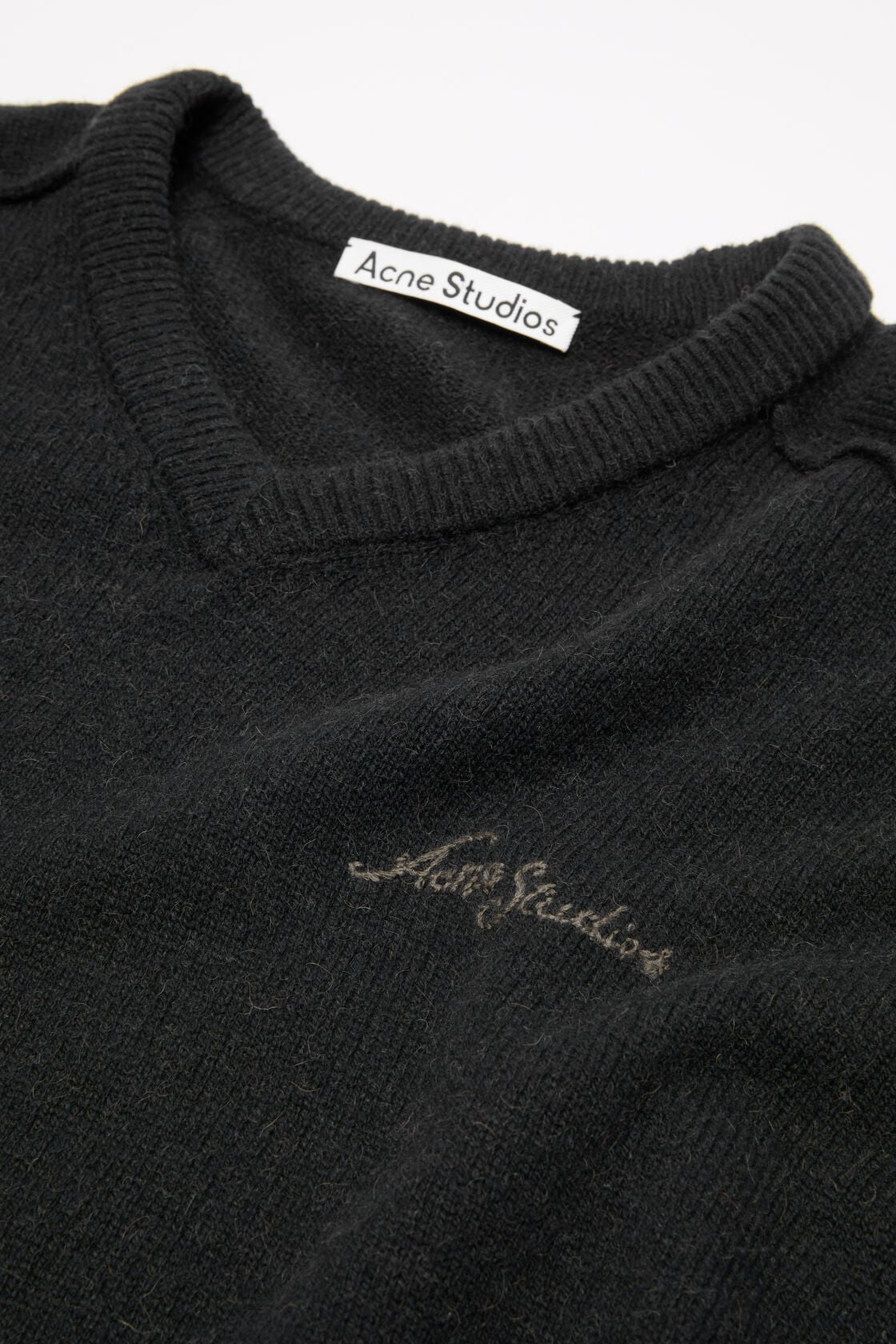 Camel hair v-neck sweater - Black