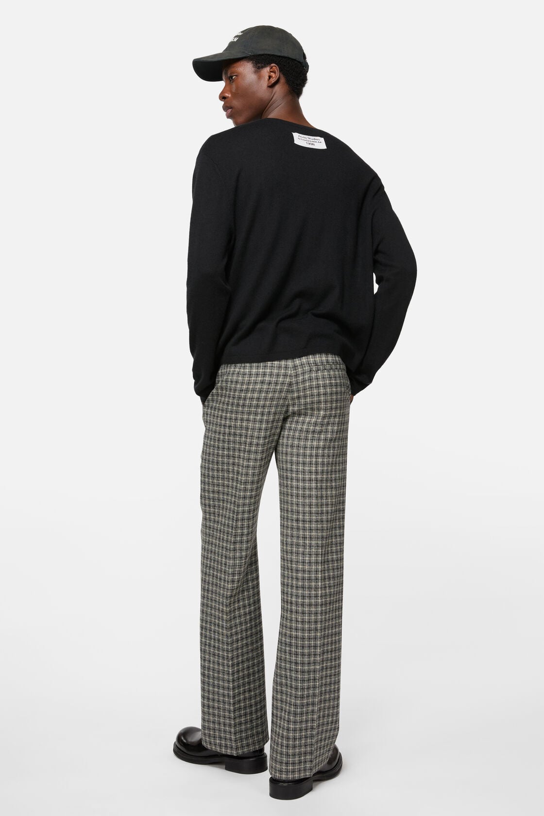 Cashmere sweater with pocket - Black
