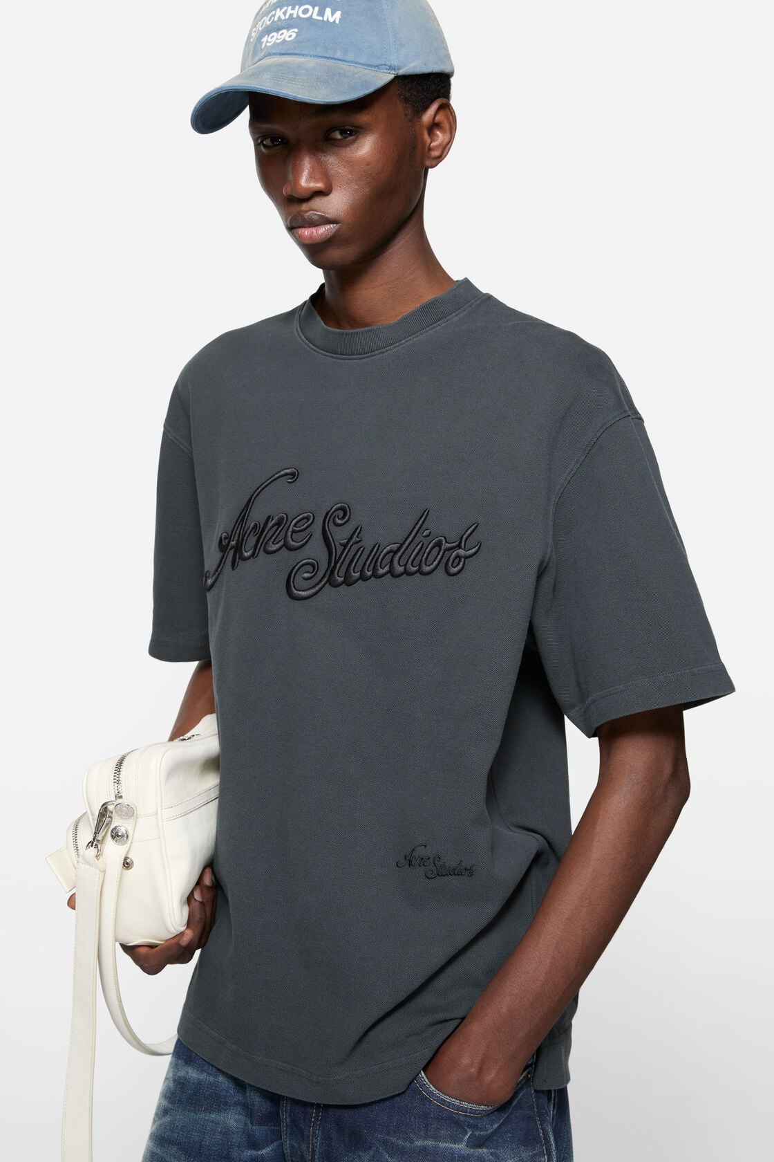 Embroidered logo t-shirt - Faded black