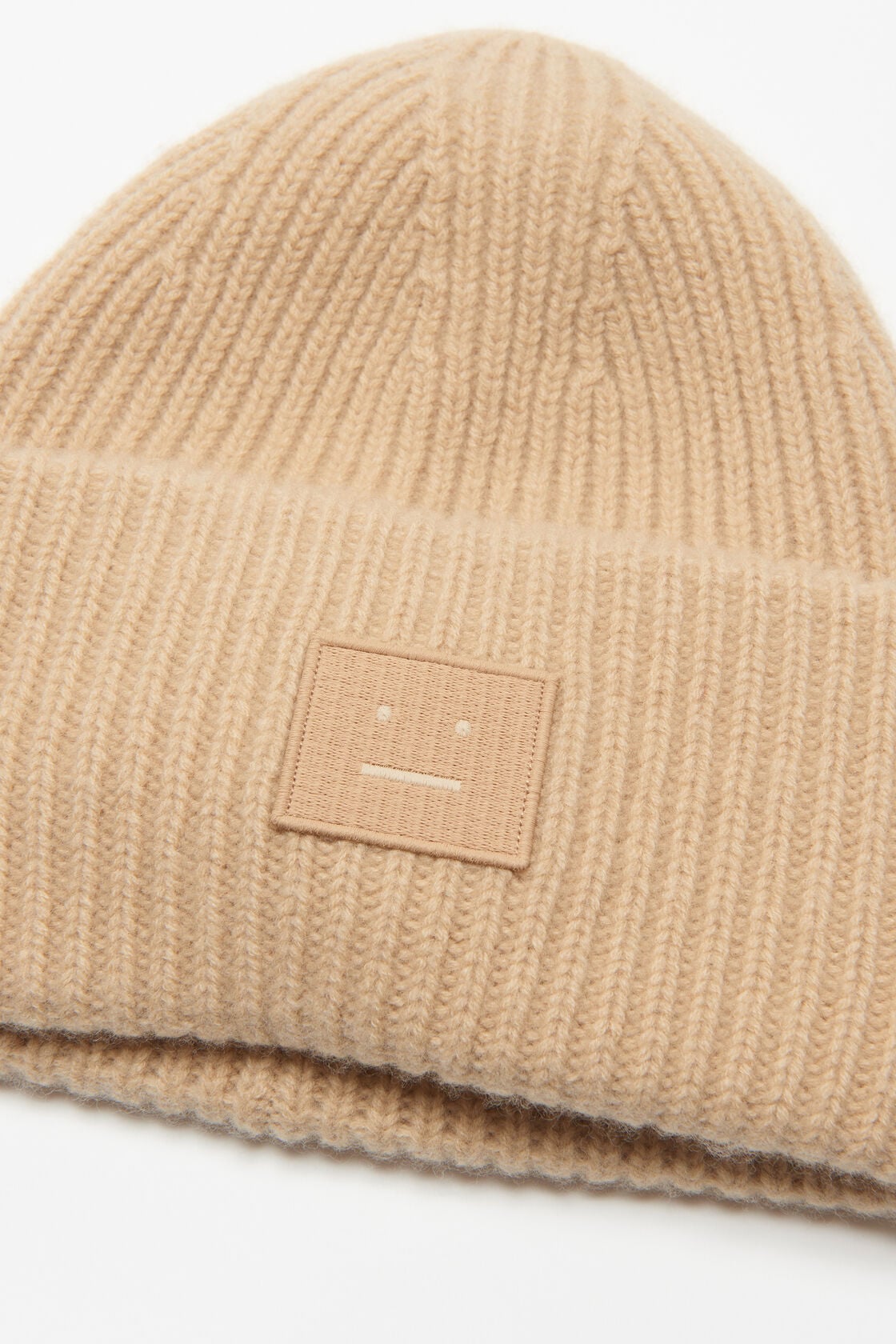 Large face logo beanie - Biscuit beige