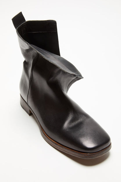 Leather ankle boot - Black