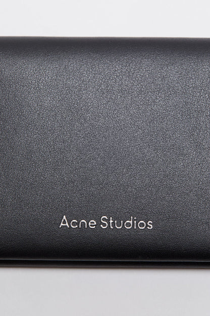 Folded leather wallet - Black