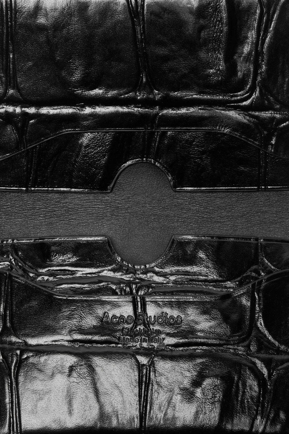 Folded leather wallet - Black